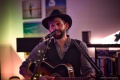 251114-Yunger-InDieWohnzimmer-0080-hv