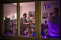 251114-Yunger-InDieWohnzimmer-0092-hv